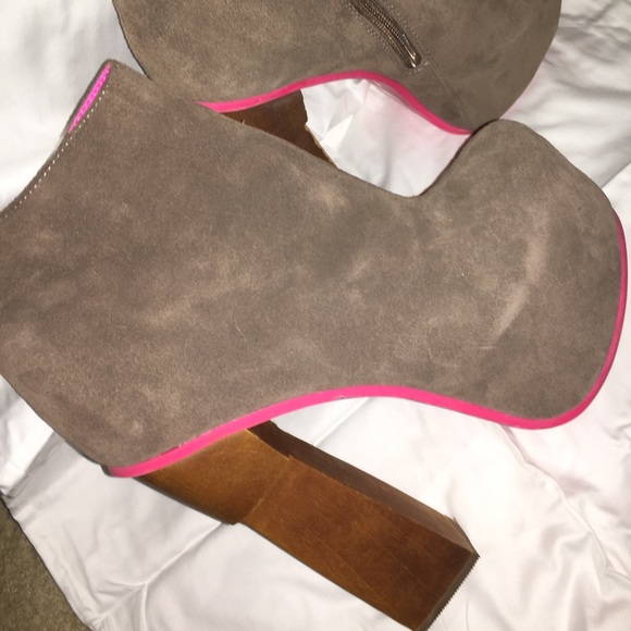 Dolce Vita Shoes - Dolce Vita Yasmine Heel Boots